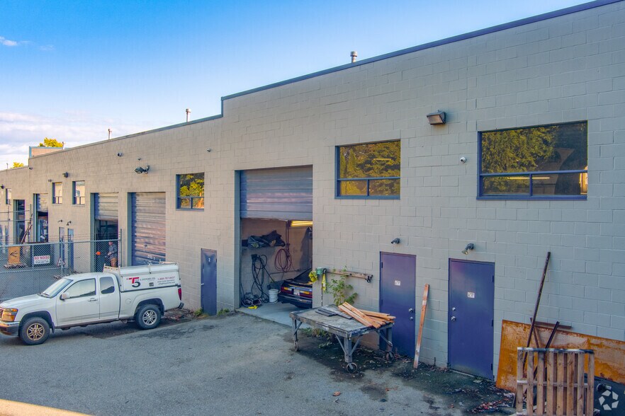 19257 Enterprise Way, Surrey, BC à louer - Photo de l’immeuble – Image 3 sur 6