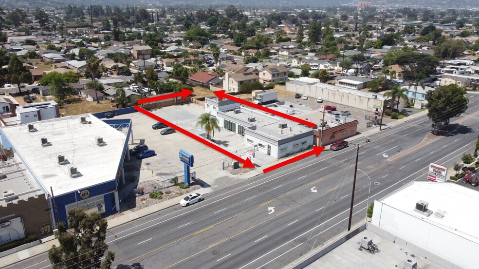 1225 Broadway, El Cajon, CA à louer - Photo de l’immeuble – Image 1 sur 10