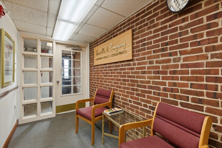 1514 Old York Rd, Abington Township, PA à louer - Hall d’entrée – Image 2 sur 3