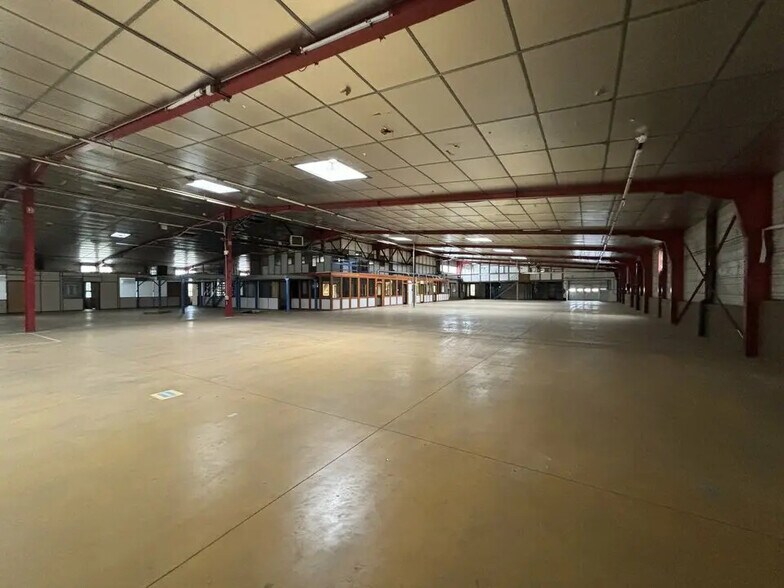 Local d’activités dans Rillieux-la-Pape à louer - Photo intérieure – Image 3 sur 12