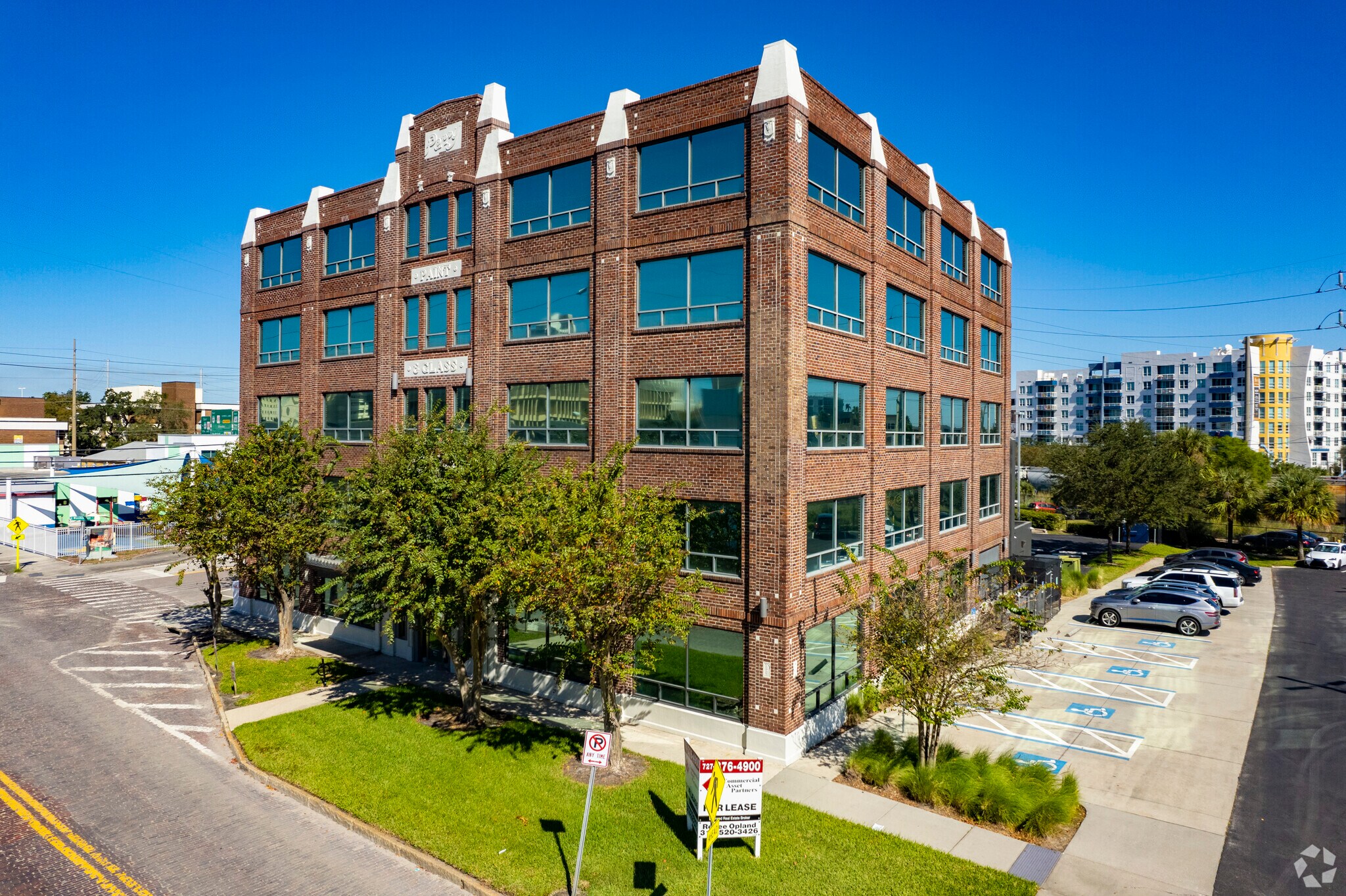 109 N Brush St, Tampa, FL à louer Photo de l’immeuble– Image 1 sur 13