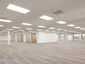 680 N McCarthy Blvd, Milpitas, CA à louer Photo intérieure– Image 1 sur 16