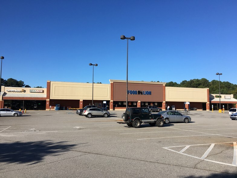 140 Amicks Ferry Rd, Chapin, SC à louer - Photo de l’immeuble – Image 1 sur 1