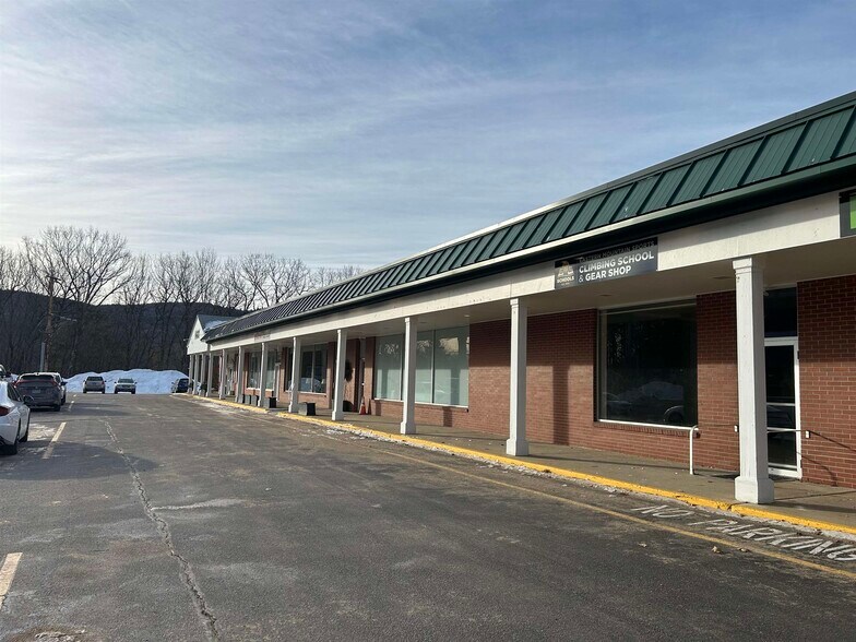 9 US Route 302, Glen, NH à louer - Photo de l’immeuble – Image 1 sur 11