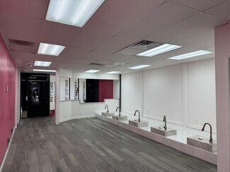 Plus de détails pour 720-724 N Garey Ave, Pomona, CA - Local commercial à louer