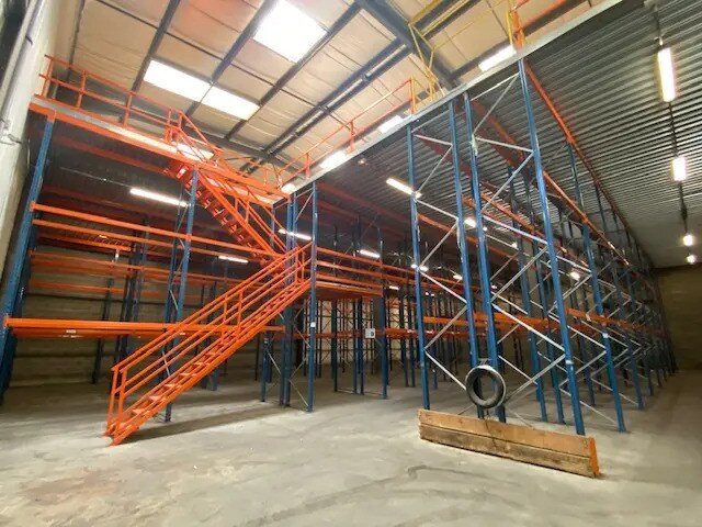 Industriel/Logistique dans Caluire-et-Cuire à louer - Photo intérieure – Image 2 sur 4