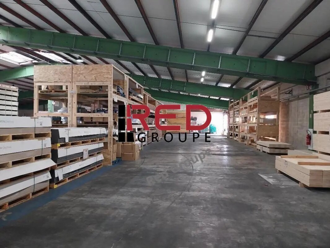 Industriel/Logistique dans Châteauneuf-le-Rouge à louer Photo de l’immeuble– Image 1 sur 4