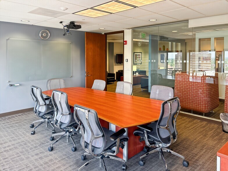 7900 E Union Ave, Denver, CO à louer - Photo intérieure – Image 3 sur 17