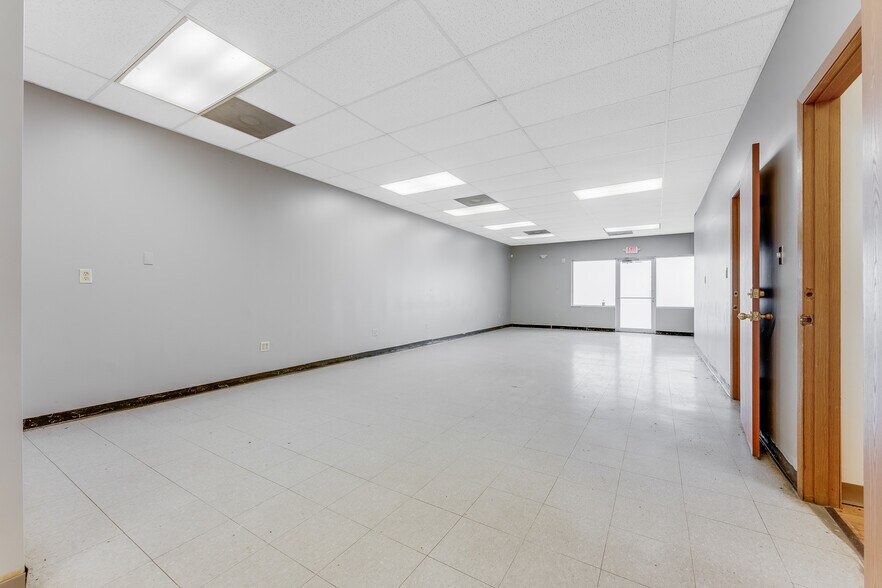 1023 Pittsburgh Rd, Uniontown, PA à louer - Photo de l’immeuble – Image 3 sur 19