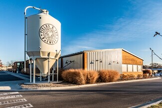 Plus de détails pour 706 E 23rd St, Lawrence, KS - Local commercial à vendre