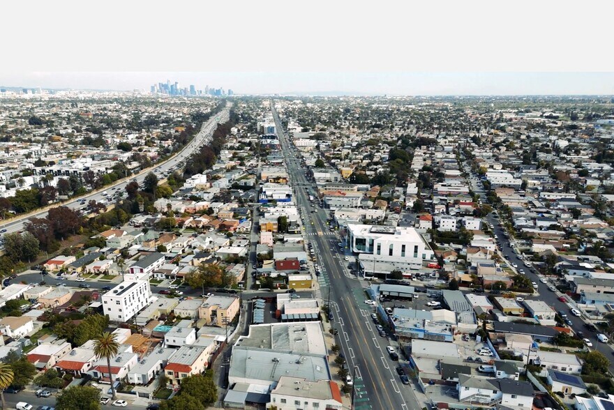 5631-5659 W. Adams Blvd, Los Angeles, CA à vendre - Vidéo sur l’annonce professionnelle – Image 2 sur 26