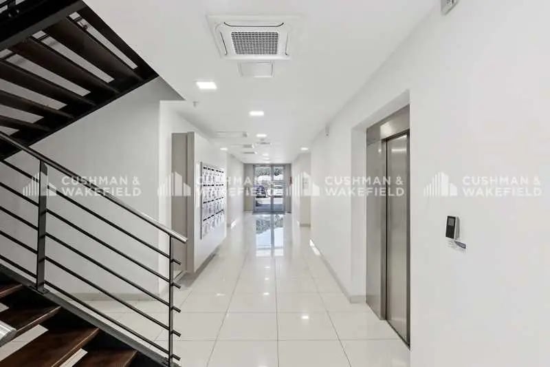 12 Rue Pascal Xavier Coste, Marseille à louer - Photo de l’immeuble – Image 3 sur 15