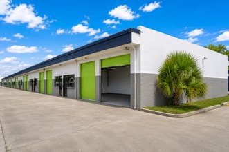 4155 Dow Rd, Melbourne, FL à louer Photo de l’immeuble– Image 1 sur 10