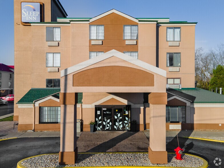 2255 173rd St, Lansing, IL à vendre - Photo de l’immeuble – Image 2 sur 5