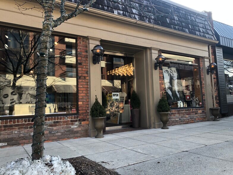 101-107 Townsend St, Birmingham, MI à vendre - Photo de l’immeuble – Image 3 sur 5