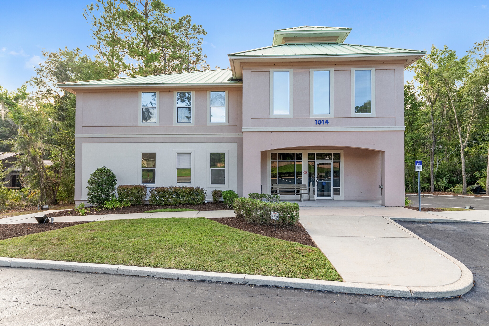 1014 NW 57th St, Gainesville, FL à louer Photo intérieure– Image 1 sur 32