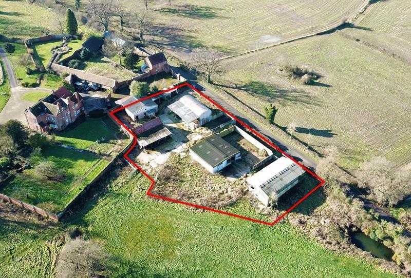 Base Ln, Gloucester à vendre - Photo de l’immeuble – Image 2 sur 8