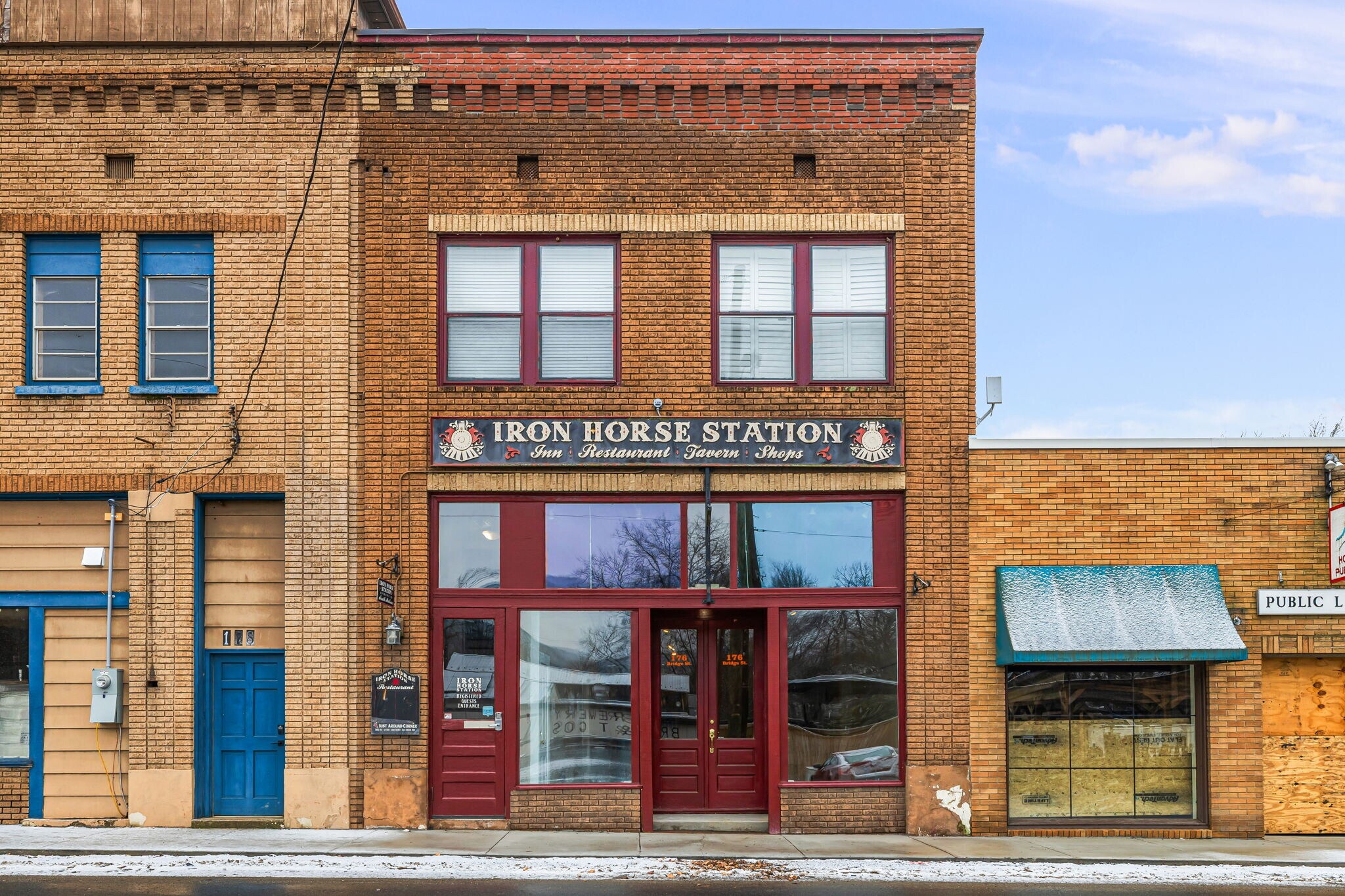 24 #3 South Andrews Ave, Hot Springs, NC à vendre Photo principale– Image 1 sur 33