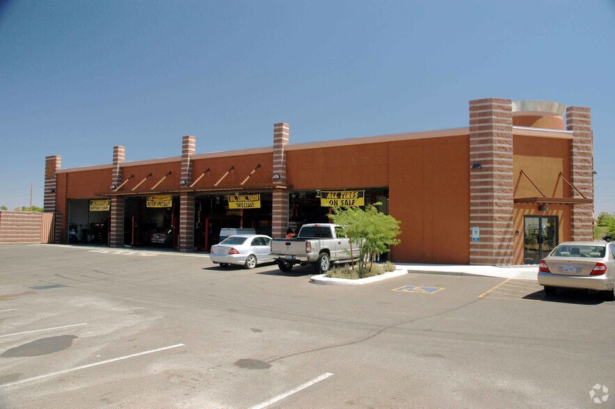 14087 W Grand Ave, Surprise, AZ à louer - Photo de l’immeuble – Image 2 sur 4