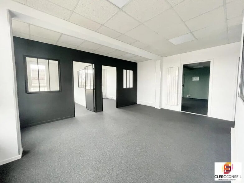 Bureau dans Bihorel à louer - Photo intérieure – Image 3 sur 5