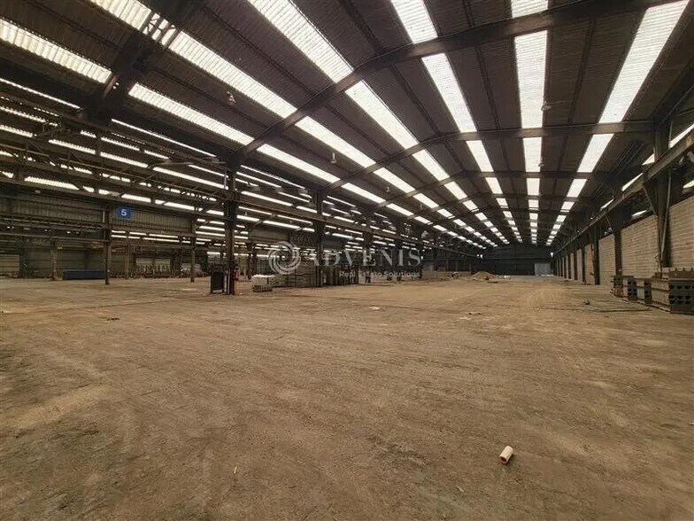 Local d’activités dans Woippy à louer - Photo intérieure – Image 1 sur 7