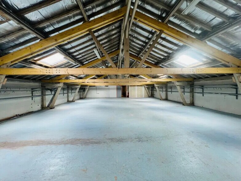 307 La Briqueterie Rd, Feucherolles à louer - Photo de l’immeuble – Image 3 sur 14