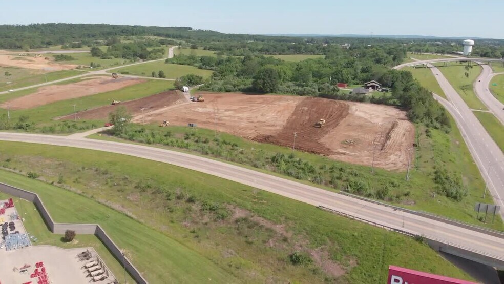 Highway 67 & Maple Street, Farmington, MO à vendre - Vidéo sur l’annonce professionnelle – Image 3 sur 13