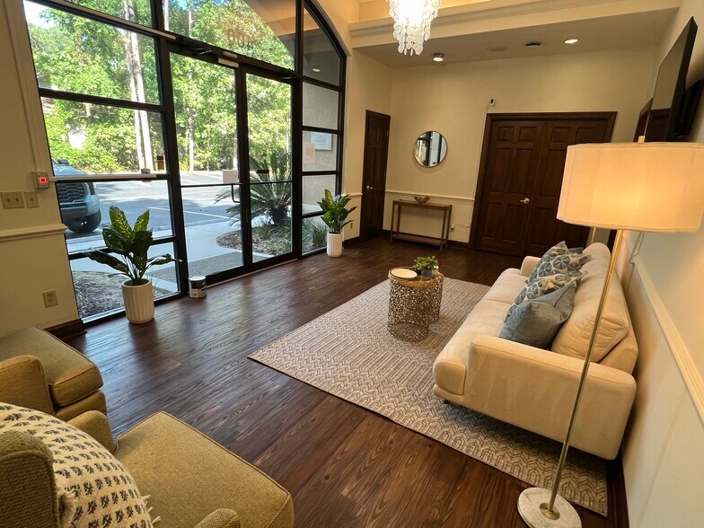 70 N Main St, Hilton Head Island, SC à louer - Photo de l’immeuble – Image 1 sur 12
