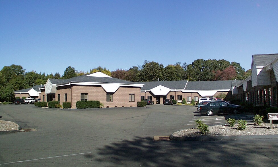130 Fort Path Rd, Madison, CT à louer - Photo principale – Image 2 sur 6