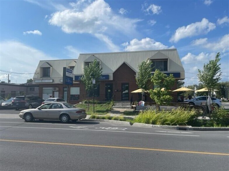 2055-2067 Rue Saint-Édouard, Longueuil, QC à vendre - Photo de l’immeuble – Image 3 sur 4