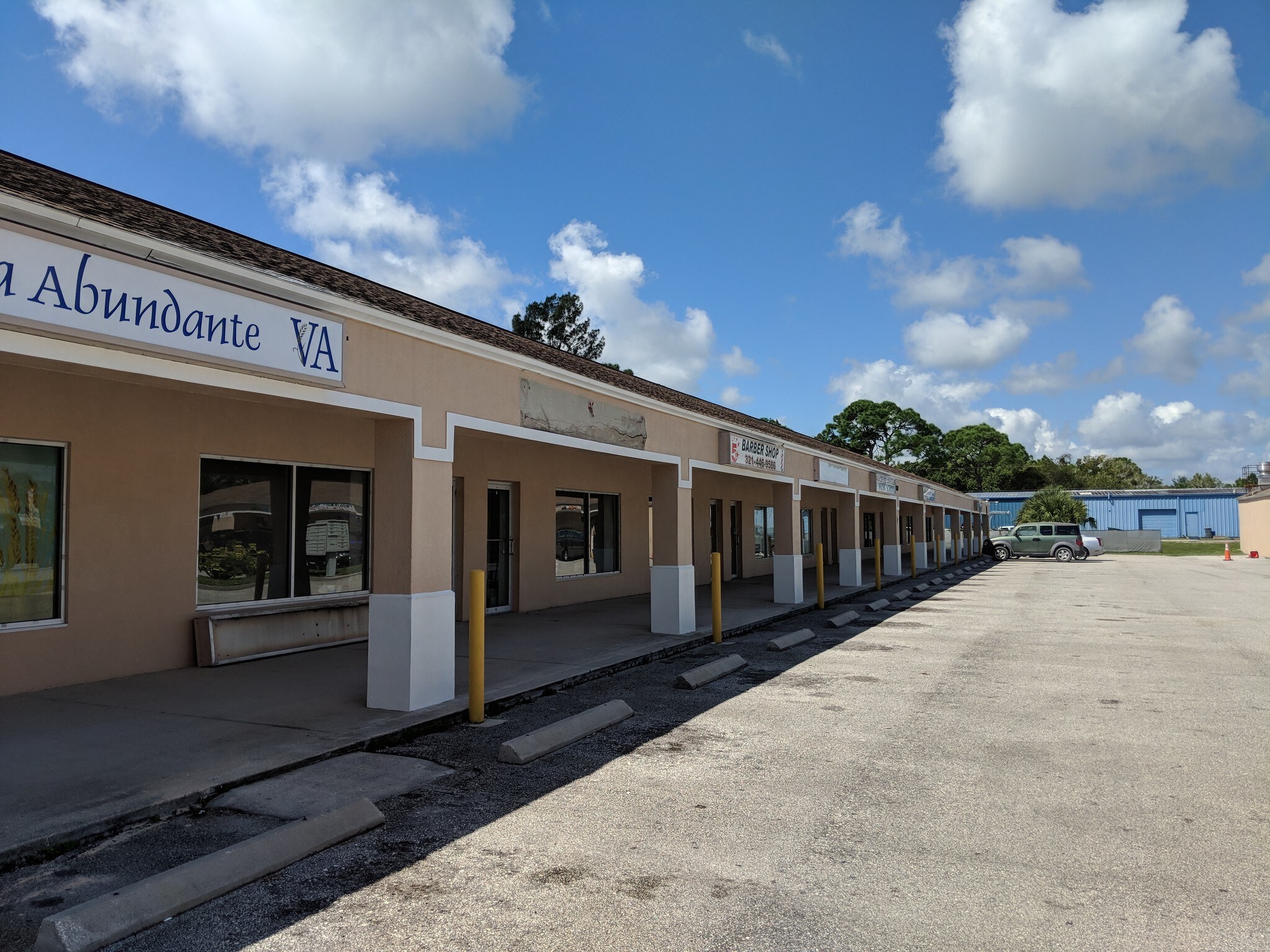 2020 Palm Bay Rd NE, Palm Bay, FL à vendre Photo principale– Image 1 sur 13