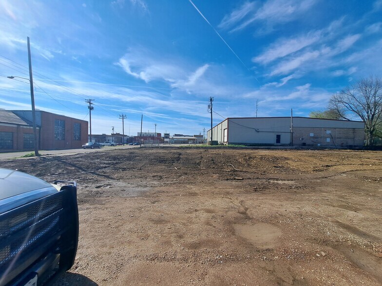 1105 Washington St, Commerce, TX à vendre - Photo de l’immeuble – Image 2 sur 46