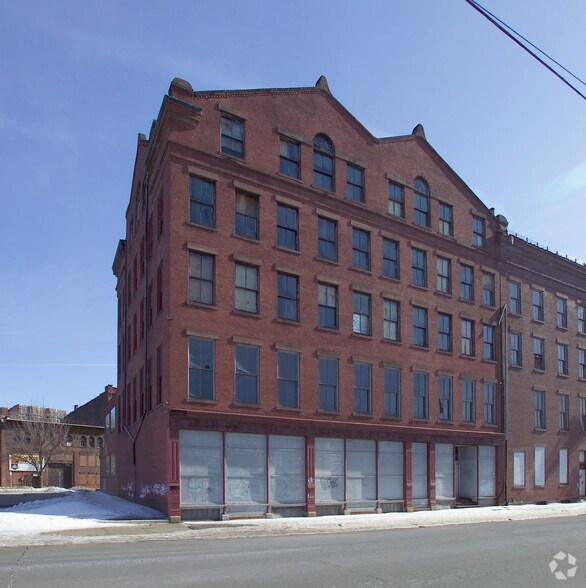 345-363 Dwight St, Holyoke, MA à vendre - Photo de l’immeuble – Image 3 sur 46