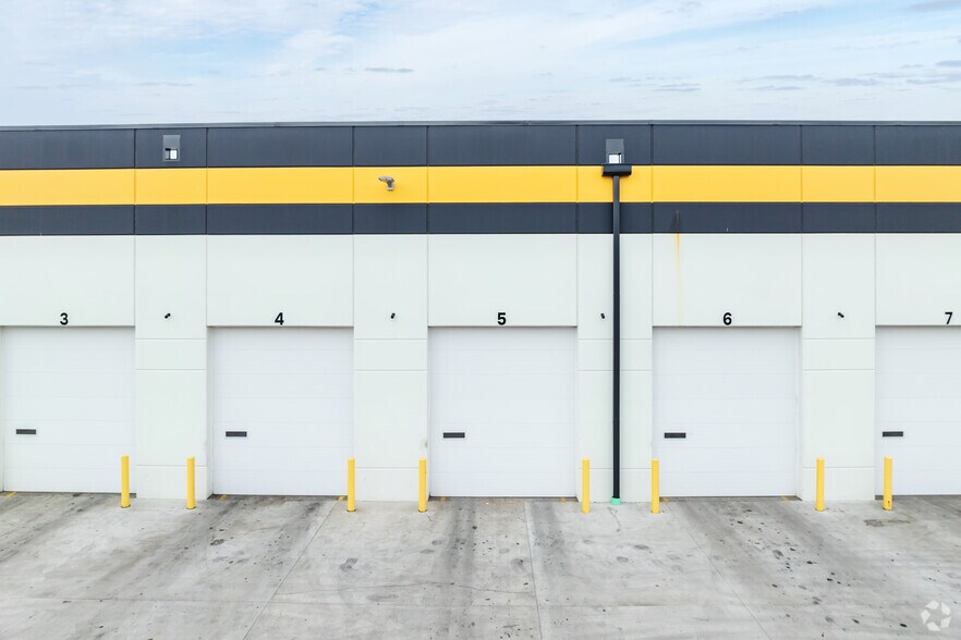 167 Flannigan Rd, Hampshire, IL à louer - Photo de l’immeuble – Image 3 sur 5