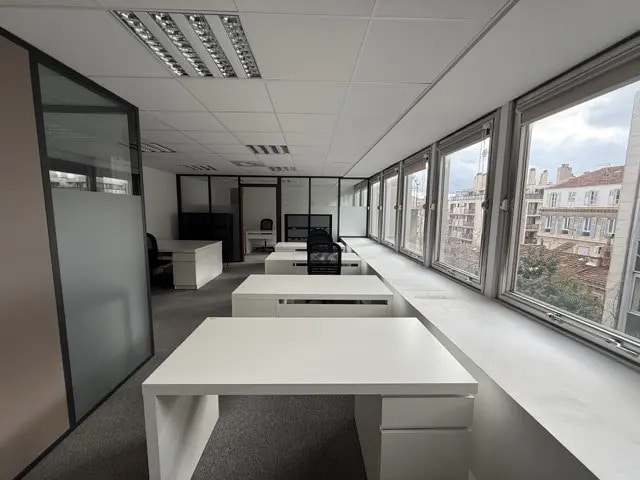 115 Rue Saint Jacques, Marseille à vendre Photo intérieure– Image 1 sur 6