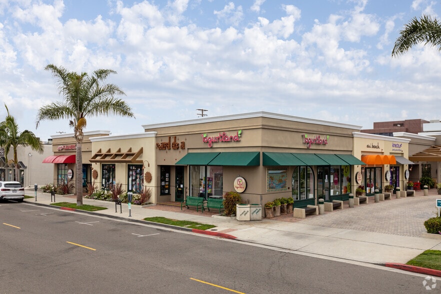 1751 S Elena Ave, Redondo Beach, CA à louer - Photo de l’immeuble – Image 1 sur 7