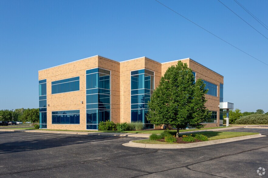 11275 Edgewater Dr, Allendale, MI à louer - Photo de l’immeuble – Image 2 sur 2