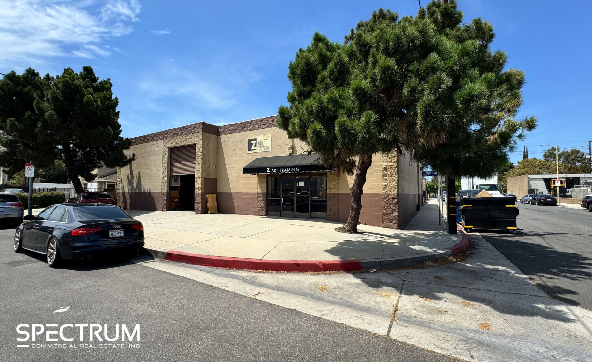 16540 Gault St, Van Nuys, CA à louer Photo de l’immeuble– Image 1 sur 10