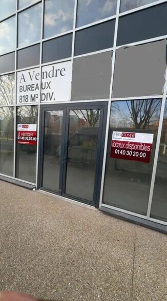 Local commercial dans L'ILE-SAINT-DENIS à vendre - Photo de l’immeuble – Image 3 sur 12