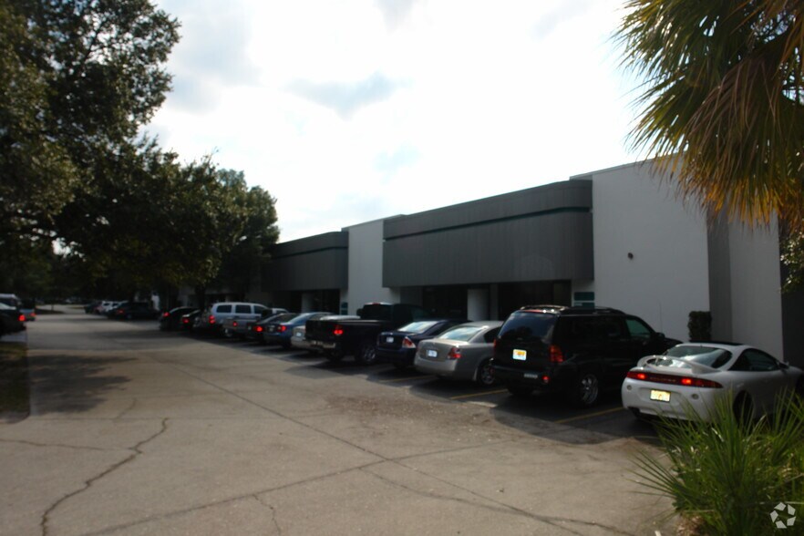 6469-6489 Parkland Dr, Sarasota, FL à louer - Photo de l’immeuble – Image 3 sur 3