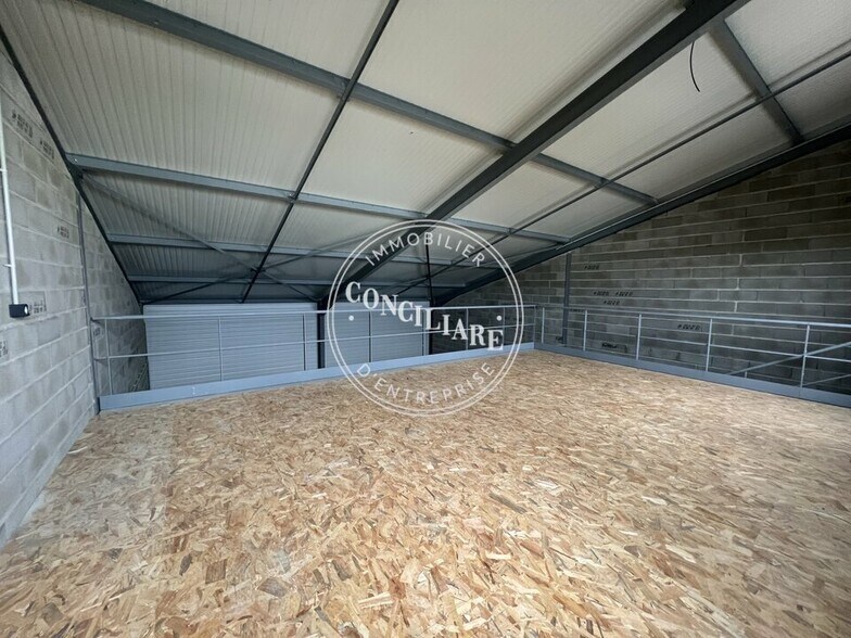 Local d'activités dans Aigrefeuille à vendre - Photo intérieure – Image 3 sur 4