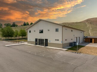 Plus de détails pour 4771 W Van Giesen St, West Richland, WA - Local d’activités à vendre