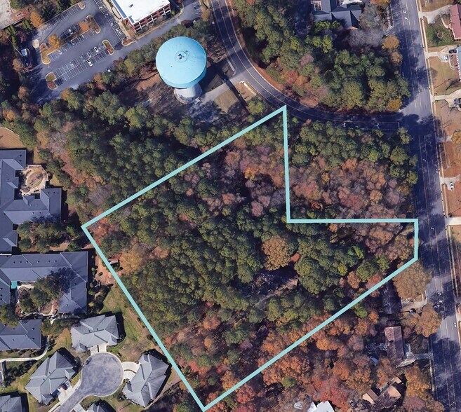 212 SE Maynard Rd, Cary, NC à vendre - Photo principale – Image 1 sur 2