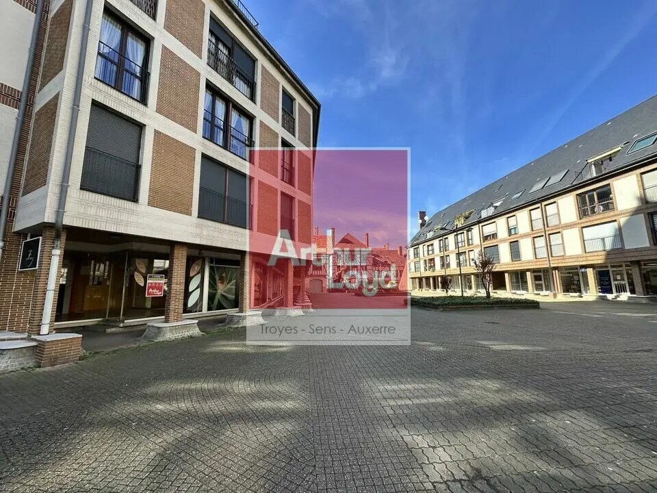 Local commercial dans Troyes à vendre Photo de l’immeuble– Image 1 sur 4