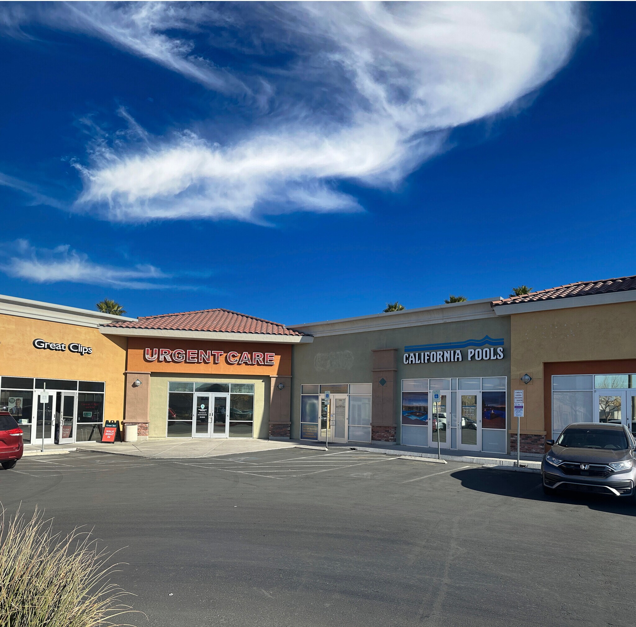9975 S Eastern Ave, Las Vegas, NV à louer Photo principale– Image 1 sur 9