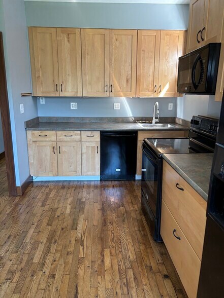 163 S 17th St, Columbus, OH à vendre - Photo de l’immeuble – Image 3 sur 34
