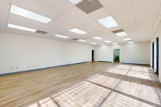2748-2758 Bingle Rd, Houston, TX à louer Numérisation 3D Matterport– Image 1 sur 9