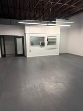 4590 Babcock St NE, Palm Bay, FL à louer Photo intérieure– Image 1 sur 2