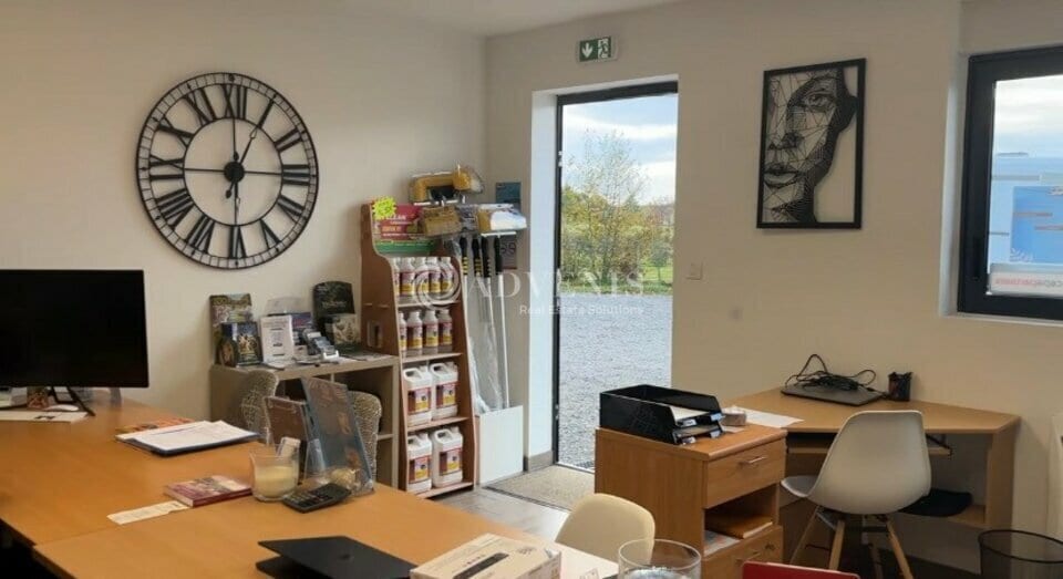 Local d'activités dans Spay à vendre - Photo intérieure – Image 3 sur 3