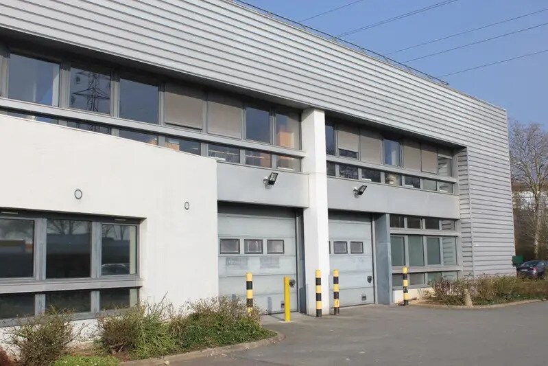 3 Avenue Le Verrier, Trappes à louer - Photo de l’immeuble – Image 3 sur 7